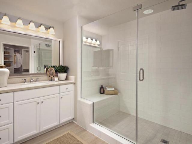 2 bedroom, Newport Beach CA 92660 105388838