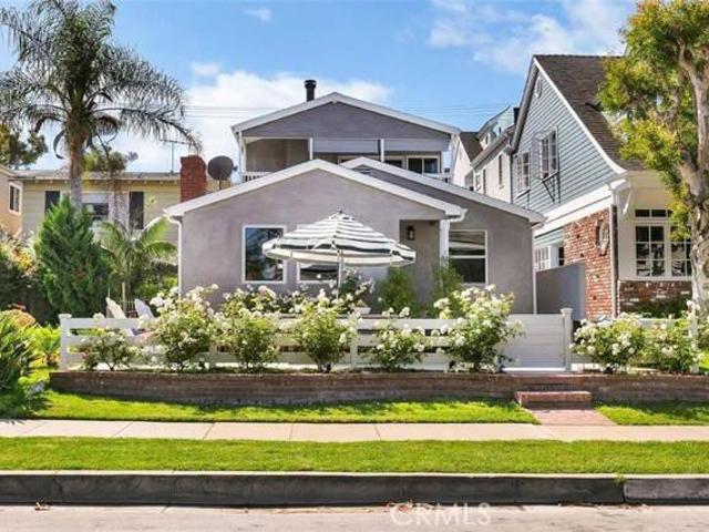 2 bedroom, Newport Beach CA 92625 106170072