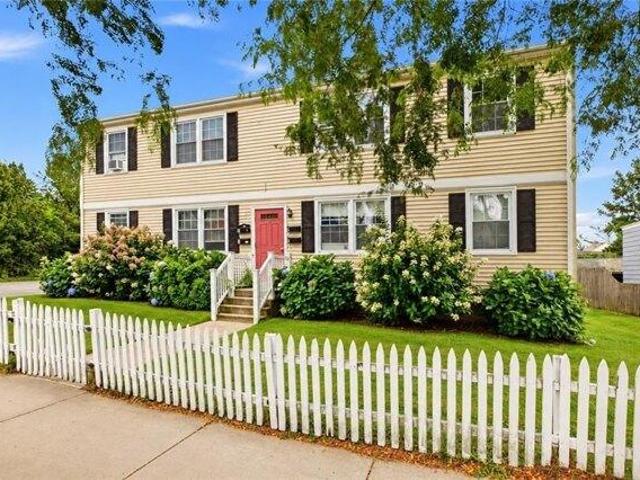 2 bedroom, Newport RI 02840 105677919