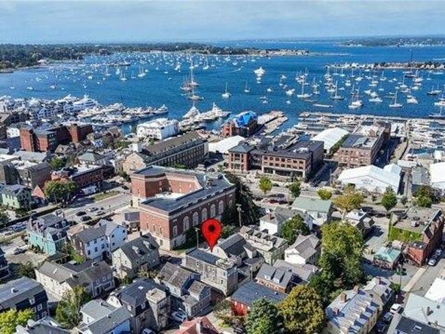 2 bedroom, Newport RI 02840 105679656