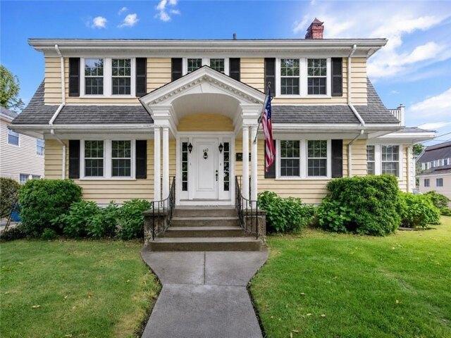 2 bedroom, Newport RI 02840 105913177