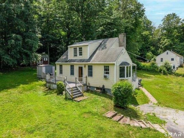 2 bedroom, Newtown CT 06470 104757442