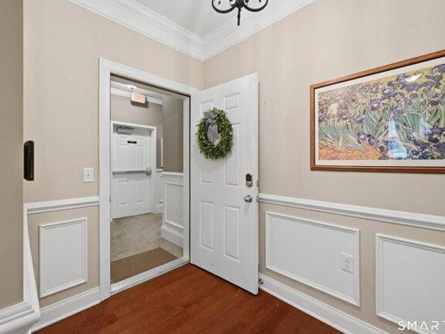 2 bedroom, Newtown CT 06470 104808643