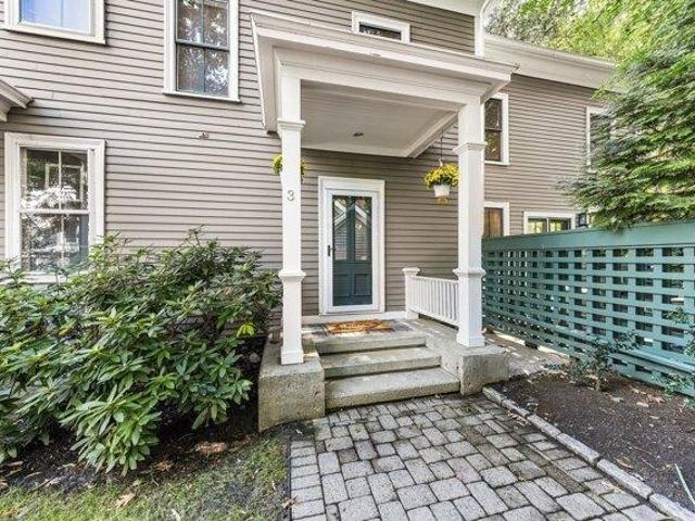 2 bedroom, Newton MA 02464 105418767