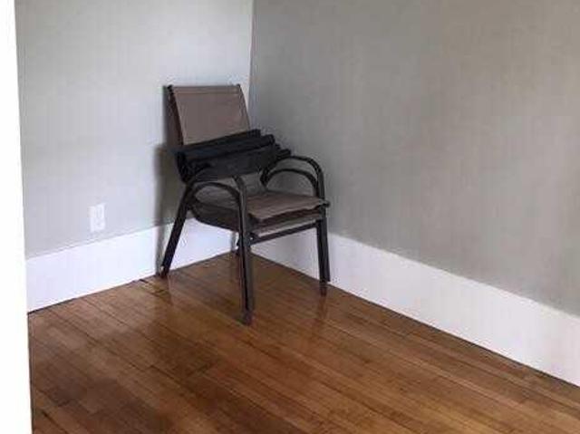 2 bedroom, Newton MA 02461 LS98396529
