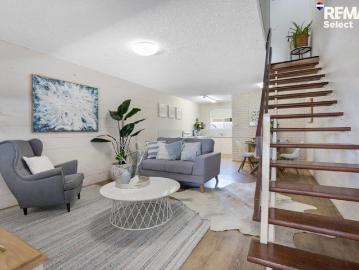 2 Bedroom Neat & Tidy Unit!