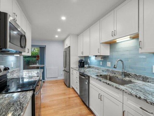 2 bedroom, Needham MA 02492 105493367