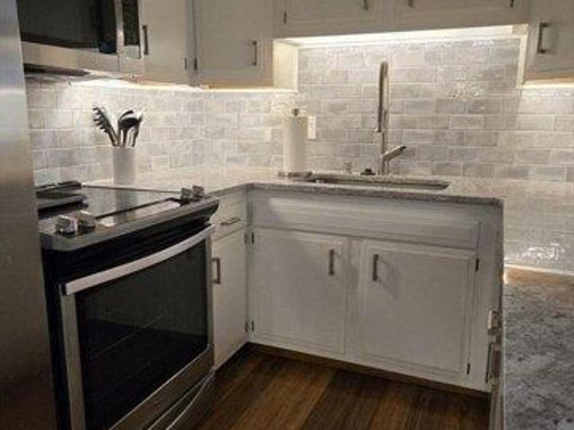 2 bedroom, Needham MA 02492 105364950