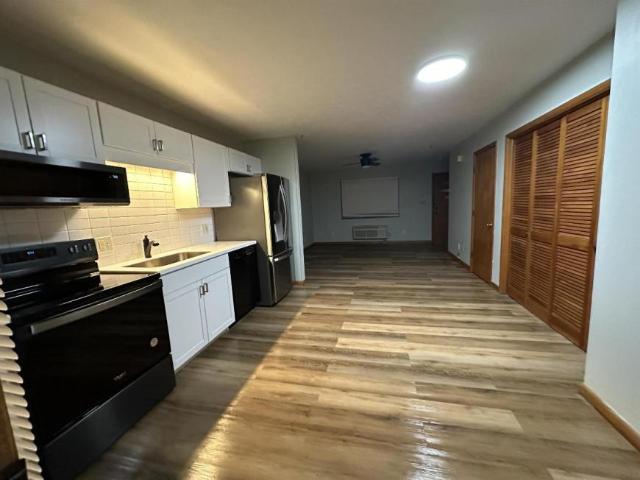 2 bedroom, Nitro WV 25143 101763355