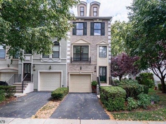 2 bedroom, Nutley NJ 07110 105633894