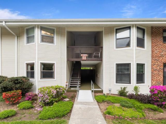 2 bedroom, NY NY 102366693