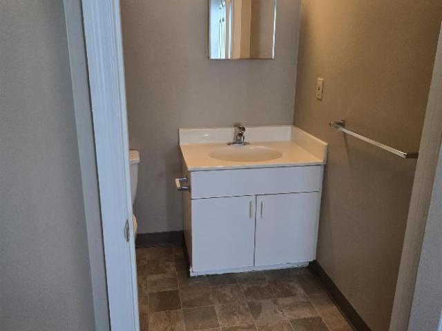 2 bedroom, Sneads FL 32460 LS104736100