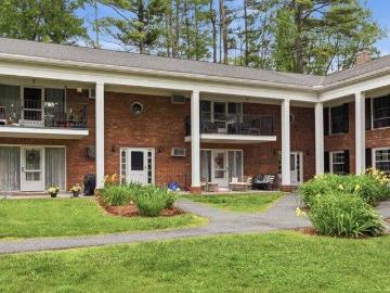2 bedroom, South Burlington VT 05403 103224585