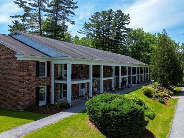 2 bedroom, South Burlington VT 05403 105439214