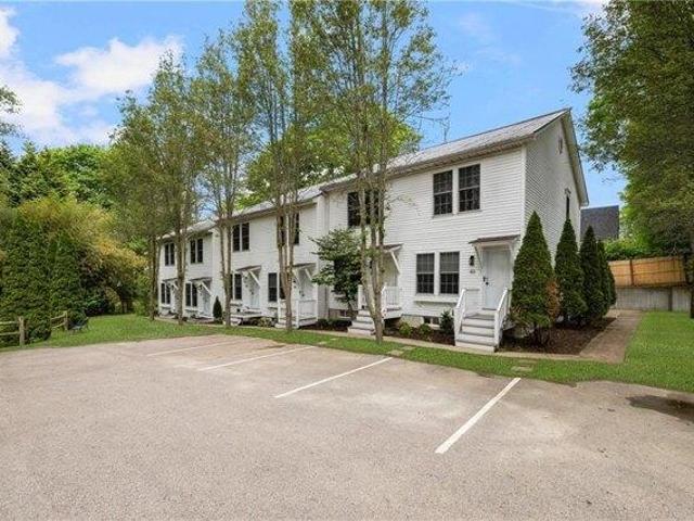 2 bedroom, South Kingstown RI 02879 105559416