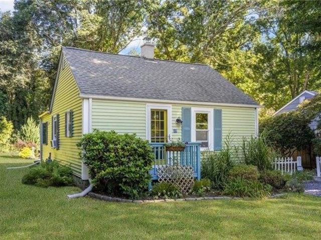 2 bedroom, South Kingstown RI 02879 105512925