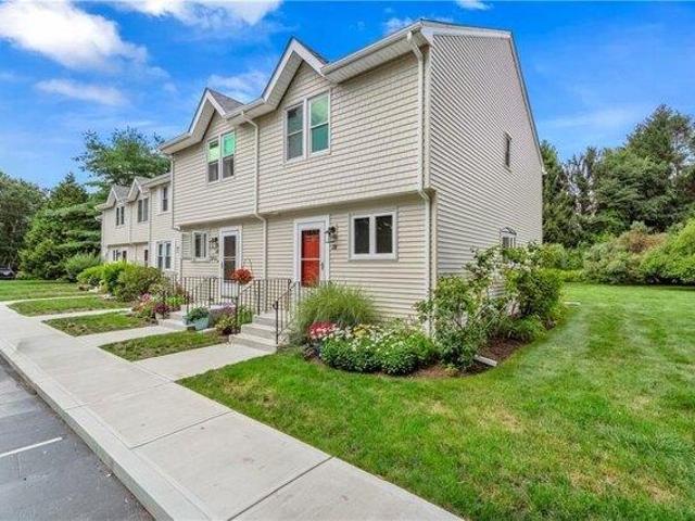 2 bedroom, South Kingstown RI 02879 105513606