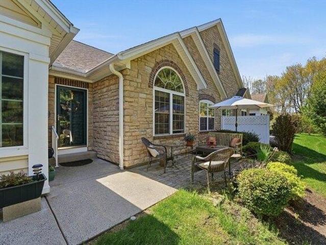 2 bedroom, South Hadley MA 01075 105255888