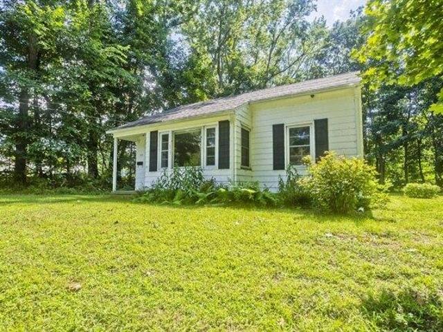 2 bedroom, South Hadley MA 01075 105278804