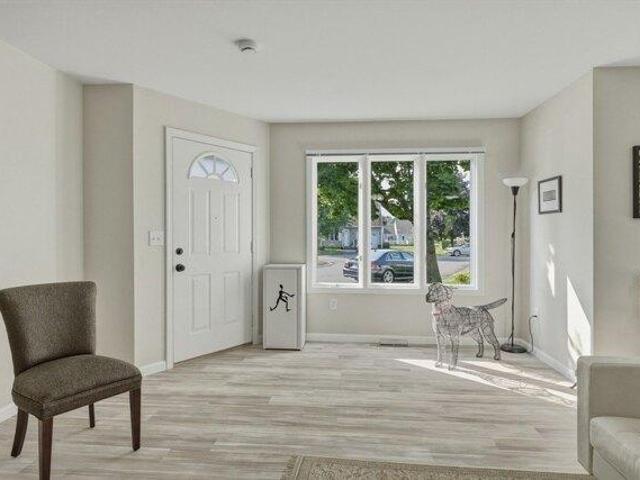 2 bedroom, South Hadley MA 01075 105279147