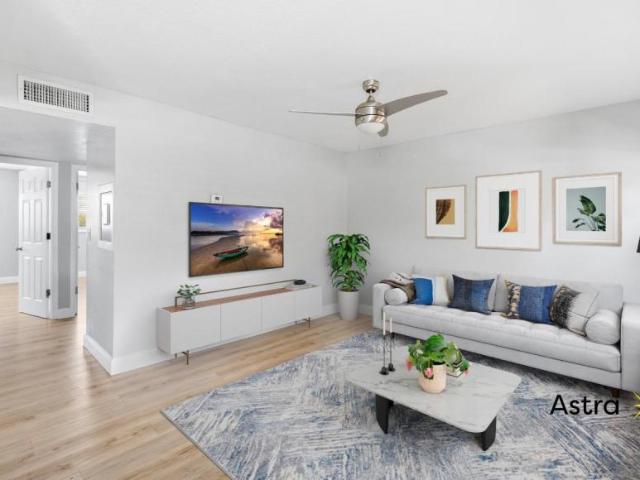 2 bedroom, South Pasadena FL 33707 106217319