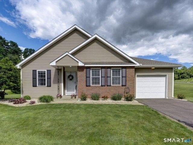 2 bedroom, South Windsor CT 06074 103433250