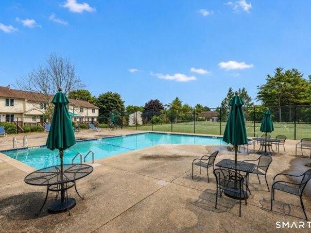 2 bedroom, South Windsor CT 06074 105427342