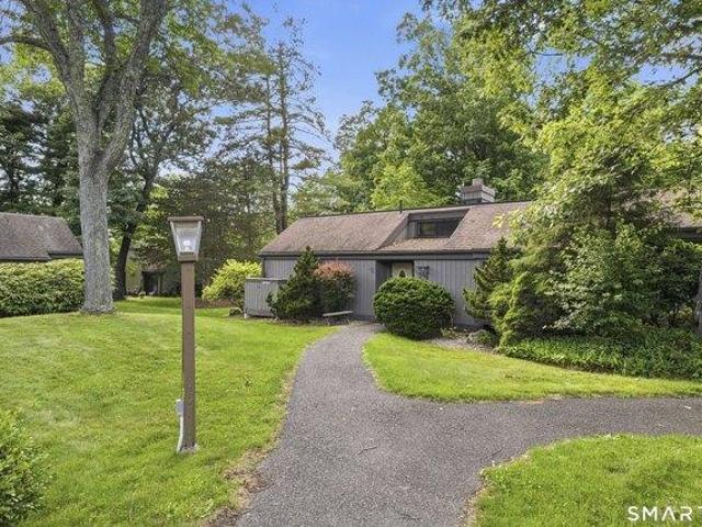 2 bedroom, Southbury CT 06488 104569477