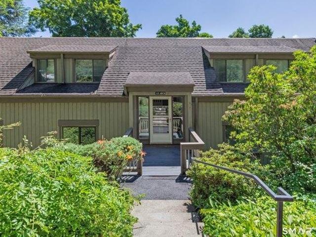 2 bedroom, Southbury CT 06488 104687280