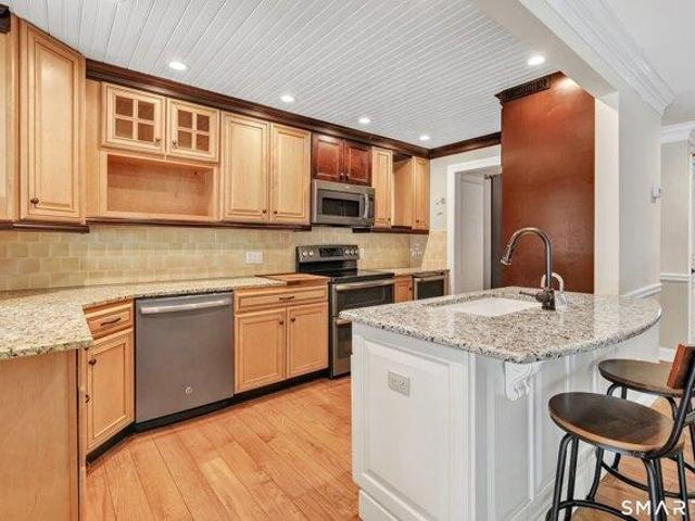 2 bedroom, Southbury CT 06488 104608514