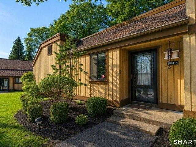 2 bedroom, Southbury CT 06488 105441215