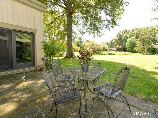 2 bedroom, Southbury CT 06488 105473687