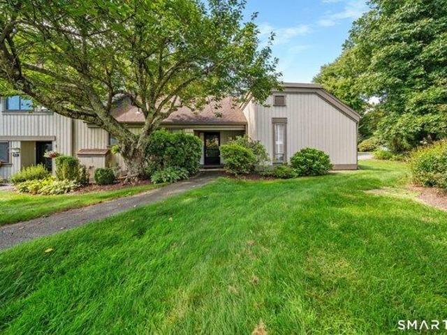 2 bedroom, Southbury CT 06488 105550226