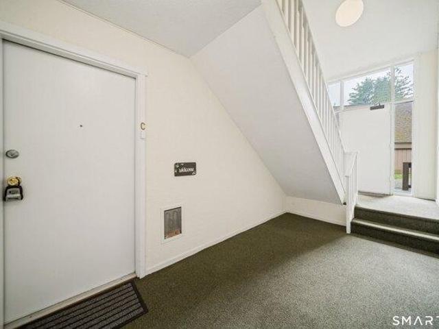 2 bedroom, Southbury CT 06488 105651751