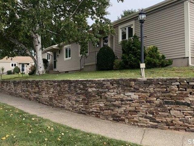 2 bedroom, Southington CT 06489 105476943