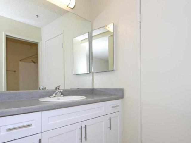2 bedroom, Solana Beach CA 92075 105917296