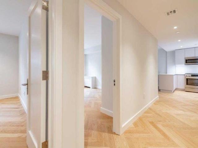 2 bedroom, Somerville MA 02143 LS98396237