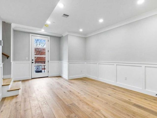 2 bedroom, Somerville MA 02143 LS98396514