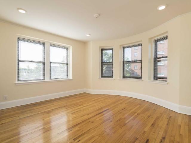 2 bedroom, Somerville MA 02143 LS98397518