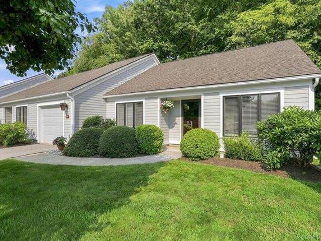 2 bedroom, Somers NY 10589 105276303