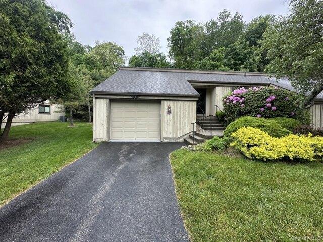 2 bedroom, Somers NY 10589 105318082