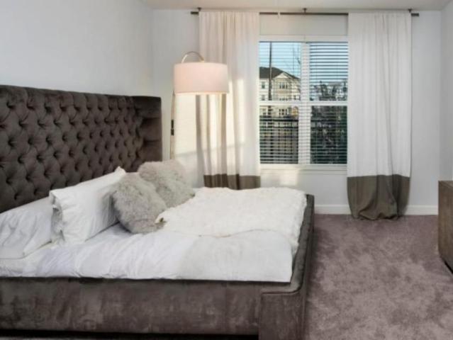 2 bedroom, Savannah GA 31407 105017473