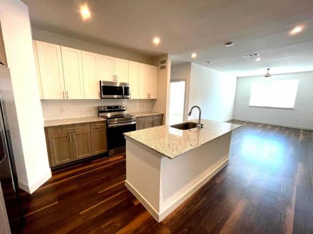 2 bedroom, Savannah TX 76227 103030363