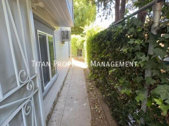2 bedroom, Sacramento CA 95817 LS102677468