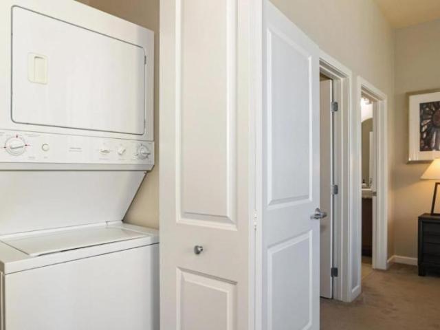2 bedroom, Sacramento CA 95814 104120079
