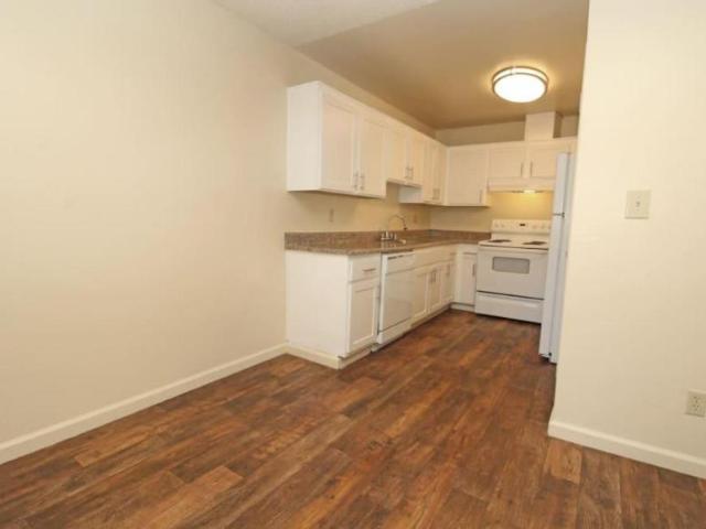 2 bedroom, Sacramento CA 95826 104380557