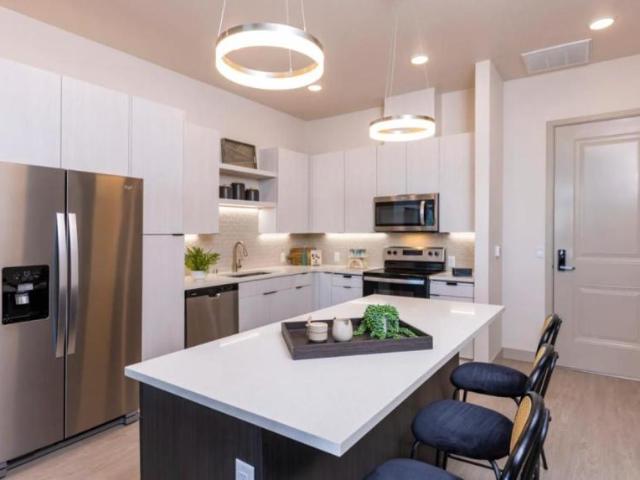 2 bedroom, Sacramento CA 95834 LS104383632