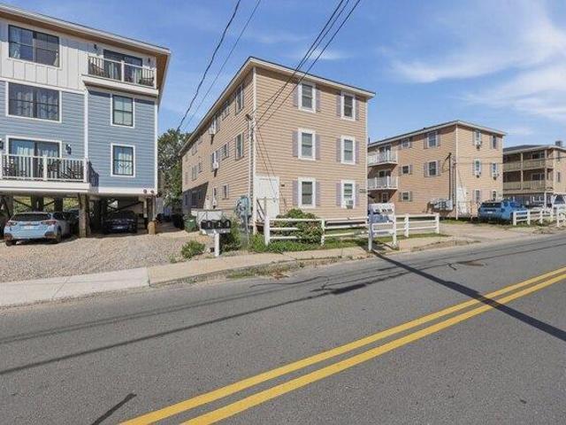 2 bedroom, Salisbury MA 01952 105588547