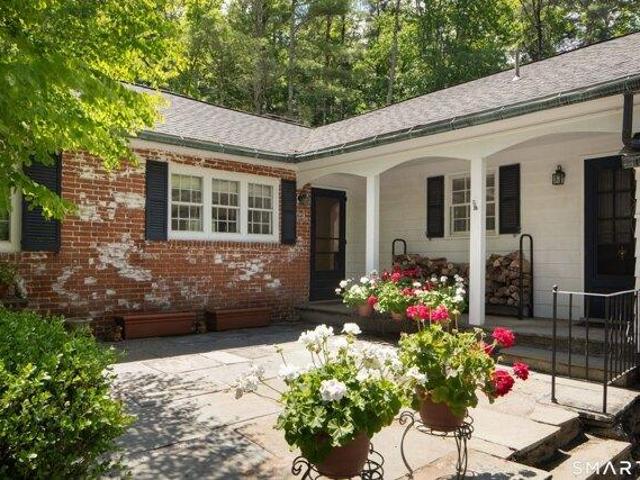2 bedroom, Salisbury CT 06039 105419042