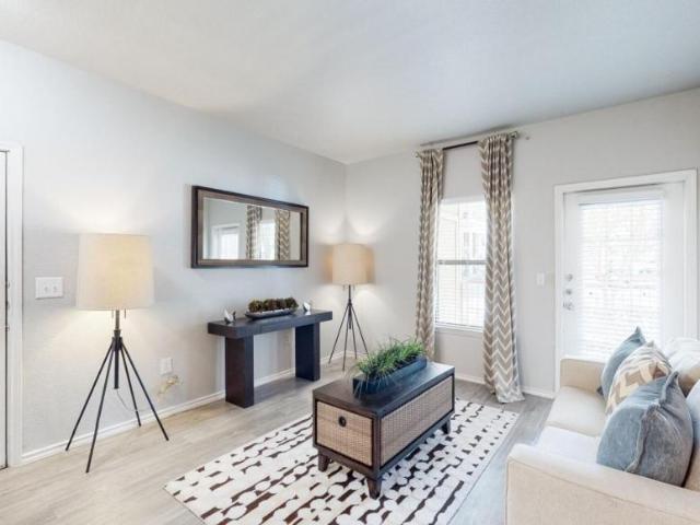 2 bedroom, San Antonio TX 78250 104884885